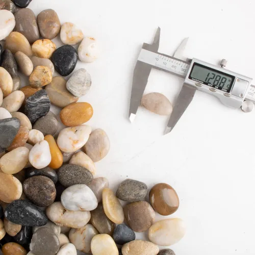 Miniatura 5 de Piedras para plantas, 18 libras, rocas naturales de río para jardín, piedras decorativas para acuarios al aire libre, grava de 1-1.5 pulgadas
