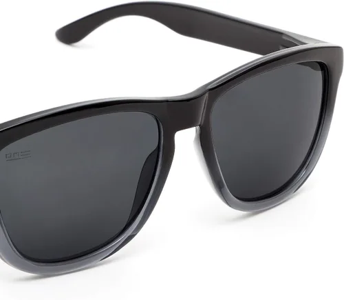 Miniatura 16 de Hawkers One Sunglasses for Men and Women - 100% UV400 Protection - Lightweight and Square Sunglasses