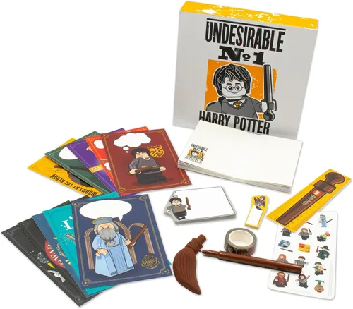 LEGO Harry Potter Box Set – Pen Pal, incluye membrete, sobres, bolígrafo de gel de escoba, tarjetas postales, hoja de calcomanías, cinta de papel en