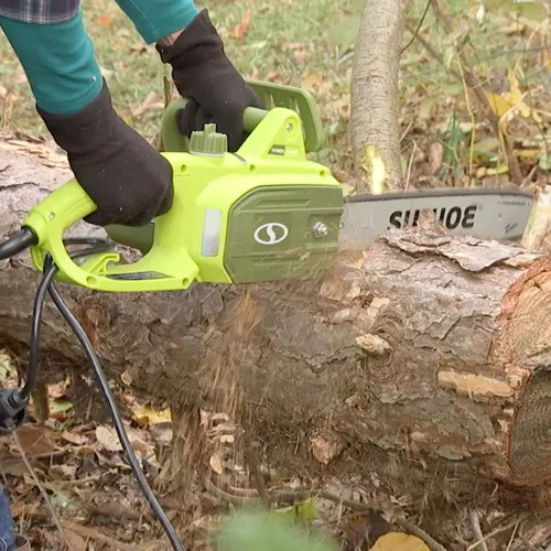 Miniatura 6 de Sun Joe SWJ599E-P2 Tree Limb Master - Motosierra eléctrica de mano, 14 pulgadas, 9 amperios, retroceso bajo