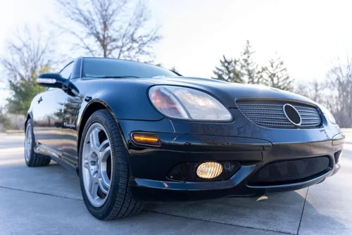 Miniatura 3 de iJDMTOY Kit de luz de marcador lateral de parachoques de lente ahumada 36-SMD ámbar Full LED compatible con Mercedes-Benz SLK CLK 1998-2004