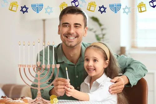 Miniatura 4 de The Dreidel Company Velas Blancas de Hanukkah con Diseño de Jerusalén Menorá Velas de Chanukah, 44 para las 8 Noches de Chanukah