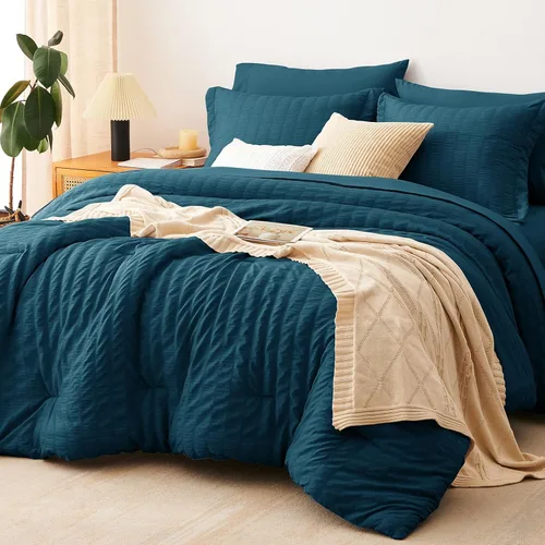 Miniatura 50 de CozyLux Juego de ropa de cama con edredón tamaño King Beige Seersucker de 7 piezas, juego de cama en una bolsa, con edredón, sábanas, fundas