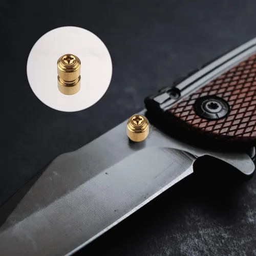 Miniatura 4 de 3 juegos de pernos de pulgar, tornillos de titanio, tornillos de repuesto para el pulgar, tornillos de bolsillo para cuchillos, 535 Bugout (dorado)