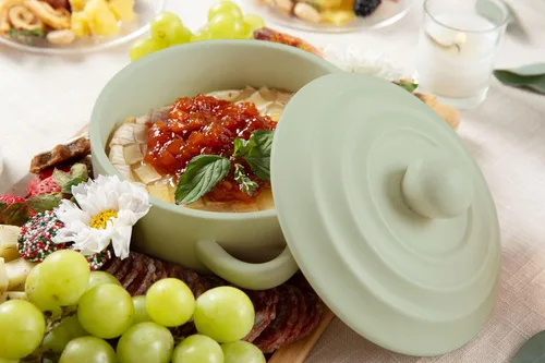 Miniatura 9 de Plato y calentador de queso Brie de gres con tapa, apto para horno, ideal para tabla de embutidos y accesorios de mesa de pastoreo, perfecto