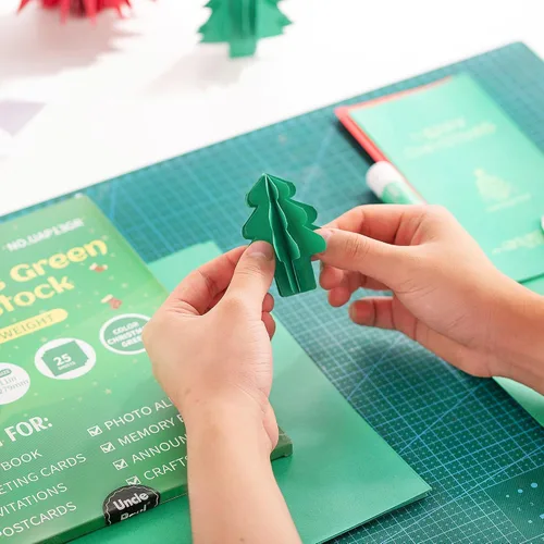 Miniatura 4 de 25 hojas de cartulina verde de Navidad - 8.5" x 11" 92 lb, cartulina de doble cara 250 g/m², papel pesado para manualidades artísticas, tarjetas