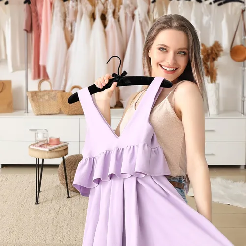 Miniatura 6 de JS Hanger Percha acolchada para suéteres, perchas extra grandes de 17 pulgadas con cubierta de satén, sin protuberancias de hombro para ropa