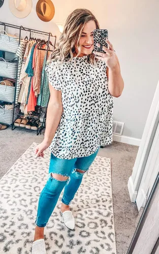 Miniatura 4 de Angashion - Blusas casuales estampadas para mujer, holgada, manga casquillo, cuello con volantes, estilo túnica