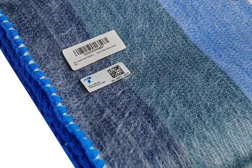 Miniatura 6 de QISU Manta Throw de Lana de Alpaca Grande, Hermosa, Cálida, a Rayas 85 x 65 pulgadas Ultra-Suave, Hipoalergénica y Transpirable Tela que No