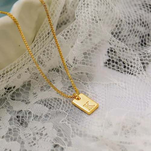 Miniatura 7 de KOHOTA Collares con inicial para mujer, chapado en oro de 14 quilates, collar con letra con nombre, delicado collar con dije de inicial, joyería