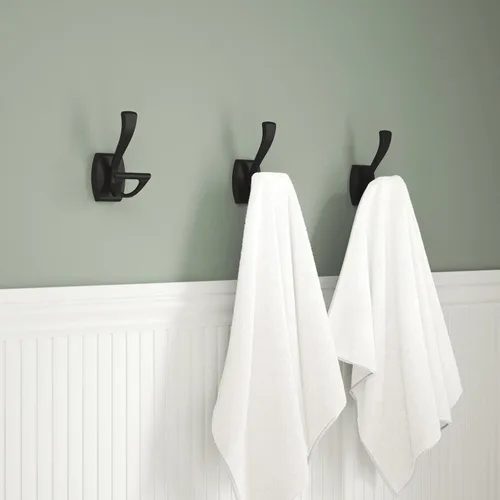Miniatura 4 de Ganchos para batas Delta Dansant (1 paquete) de color negro mate con doble J montados en la pared, soporte de 2 puntas, accesorios de baño DAN35-MB