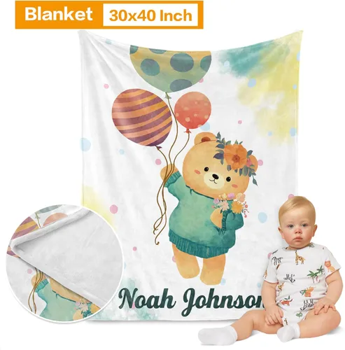 Miniatura 2 de Juego de ropa de cuna personalizado Duckbe - Diseño de oso con nombre personalizado para guardería de bebé, juego de 3 piezas - Manta suave