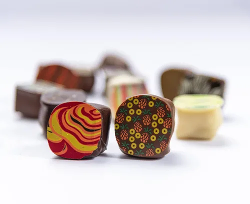 Miniatura 2 de Le Chocolatier Signature Gourmet - Caja de regalo surtida de trufas de chocolate, trufas oscuras de primera calidad, perfectas para regalos