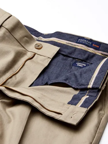 Miniatura 4 de Dockers Big & Tall Classic Fit Signature Khaki Lux Pantalones elásticos de algodón