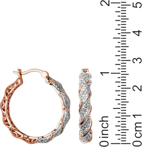 Miniatura 7 de Amazon Essentials Pendientes de aro trenzados de bronce chapado con diamantes (anteriormente colección Amazon)