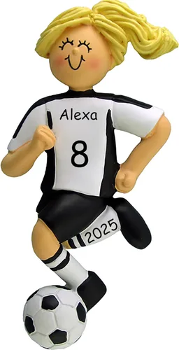 Adorno de Navidad personalizado de fútbol, uniforme blanco y negro, niña, cabello rubio, bola de regate, resina pintada a mano, 4.5 pulgadas de