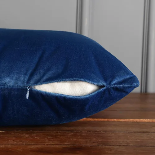 Miniatura 8 de RELY+ Paquete de 2 fundas de almohada de terciopelo de 18 x 18 pulgadas, suaves, acogedoras, lisas, decorativas, fundas de cojín de lujo para sofá