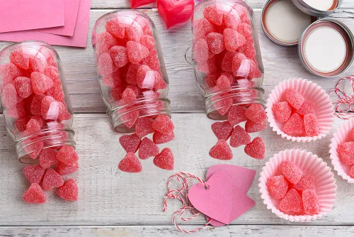 Miniatura 3 de Fruidles Gelatina de corazones de cereza de San Valentín, 1 libra, delicioso caramelo de gomita, aperitivos divertidos y festivos, recuerdo de fiesta