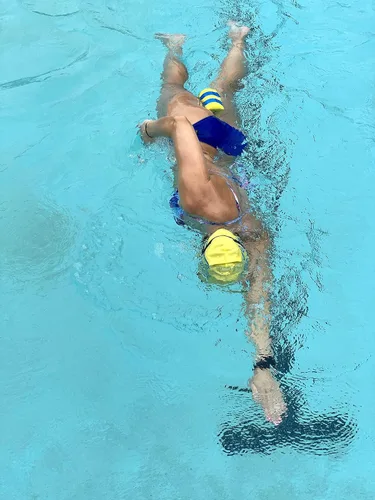 Miniatura 7 de Boya de tracción de New Wave Swim Buoy para nadadores y triatletas – Flotador de piscina de espuma EVA para adultos
