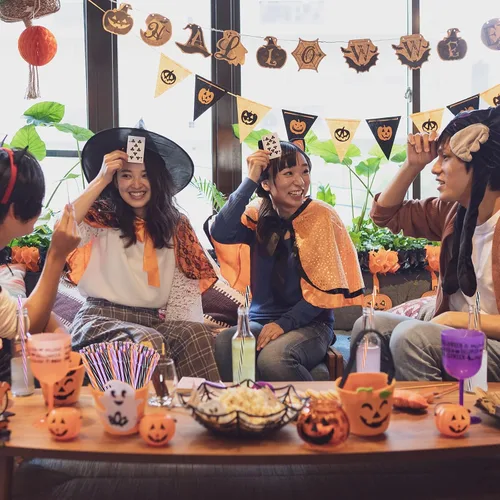 Miniatura 7 de Whaline 60 popotes de plástico reutilizables para Halloween con 2 cepillos de limpieza para pajillas, color naranja, morado, negro, rayas