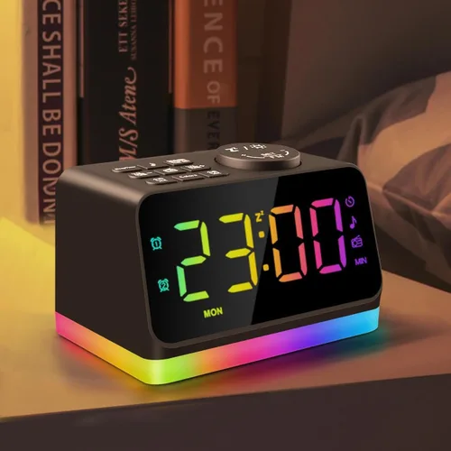 JALL Reloj de alarma digital con radio FM para dormitorio, luz nocturna de 8 colores con puerto de carga, máquinas de sonido para dormir con