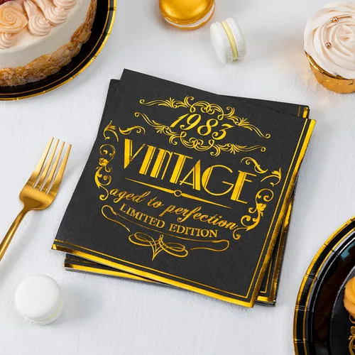 Miniatura 5 de Crisky Juego de 96 servilletas de papel de aluminio de oro negro para cumpleaños de 40 años, vajilla desechable vintage de 1983 para mujer