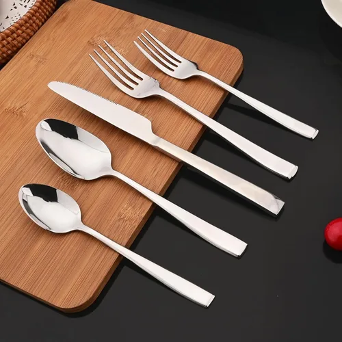 Miniatura 3 de JASHII Juego de 4 cuchillos de mesa, de acero inoxidable de 9.05 pulgadas, chapado en titanio, plateado brillante, cuchillos de mantequilla pulida
