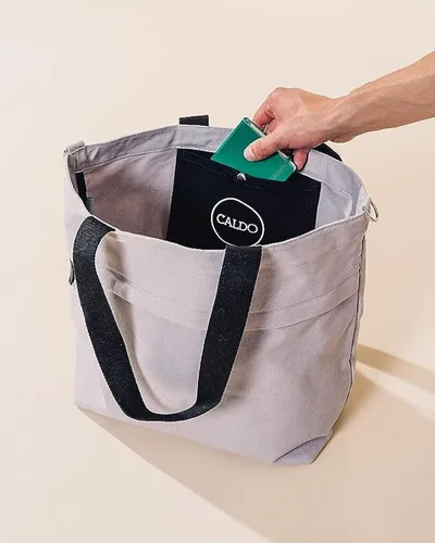 Miniatura 2 de Caldo Canvas Market Tote Bolsa de viaje grande con bolsillo exterior con cremallera y correa de hombro ajustable (anteriormente Abbot Fjord)