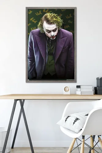 Miniatura 6 de Trends International DC Comics - Póster de pared The Joker - The Dark Knight, 22.375 x 34 pulgadas, versión enmarcada de madera de granero