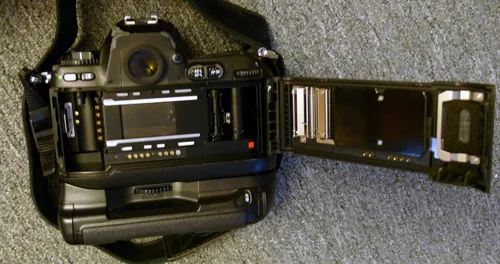 Miniatura 8 de NIKON Cuerpo de la cámara SLR de 1.378 in F100