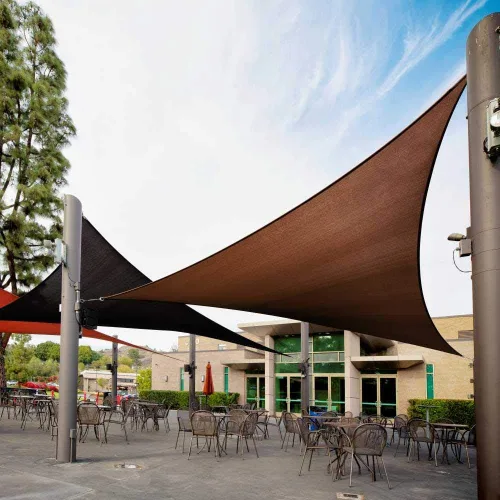 Royal Shade Toldo triangular marrón de 4 x 4 x 4 pies para hacer RTAPT18, UPF50+ 95% de bloqueo UV, estándar comercial de 200 GSM, resistente, 3
