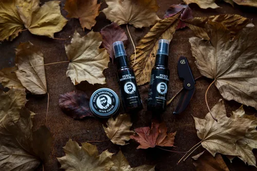 Miniatura 4 de Percy Nobleman Kit de aseo para barba: juego de regalo con aceite perfumado para barba (1.7 onzas líquidas), lavado de barba (1.7 onzas líquidas)