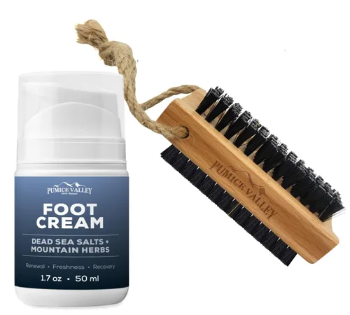 Cepillo de uñas de madera con cerdas de carbón de nailon y cuerda para colgar, crema de pies para pies y talones secos agrietados, sales del mar