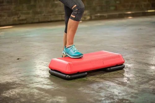 Miniatura 7 de Freestyle STEP Plataforma de escalón para ejercicio, Stepper de tamaño circuito para ejercicio en casa Rojo
