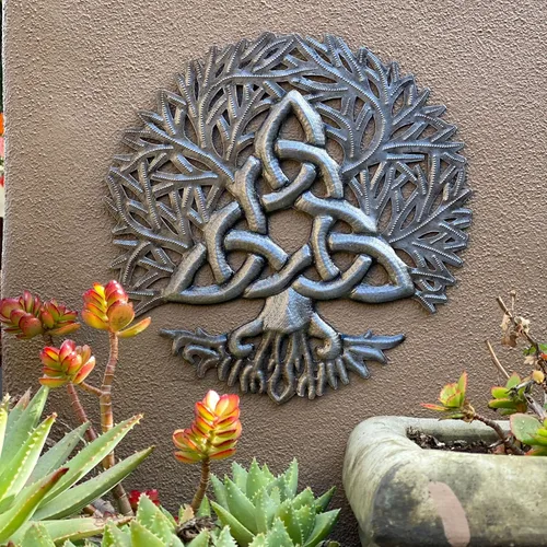 Miniatura 2 de It's Cactus Arte de pared de metal con nudo de trinidad celta, árbol de la vida, hecho a mano, de acero reciclado haitiano, para colgar en la pared