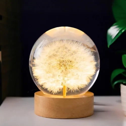 Miniatura 2 de Luz nocturna de bola de cristal de diente de león, 2.36 pulgadas de diente de león preservado real en resina, lámpara base de madera LED