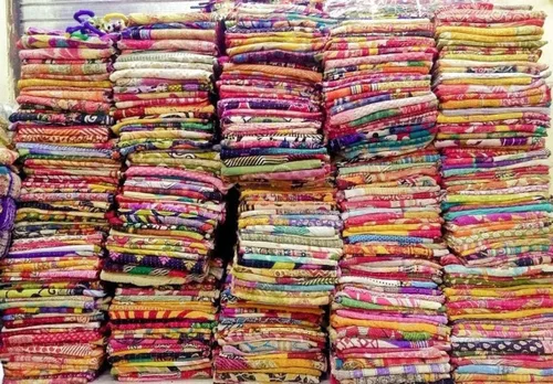 Miniatura 4 de DIYANA IMPEX Venta al por mayor, lote mixto de cobijas tribales Kantha reversibles, vintage, de algodón, para cama, hechas con parches antiguos