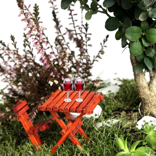 Miniatura 5 de NUOBESTY - Juego de 10 copas de vino en miniatura para casa de muñecas con 8 mini botellas, color rojo oscuro, decoración de copa pequeña para casa
