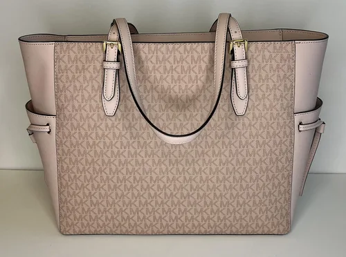 Miniatura 8 de MICHAEL Michel Kors Gilly - Bolso grande de viaje con cordón con doble cremallera y gancho de Michael Kors