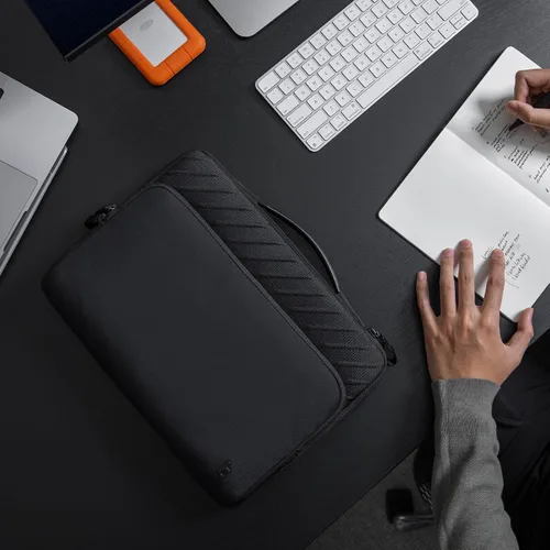 Miniatura 7 de tomtoc Estuche protector 360 para portátil de 13 pulgadas para el nuevo Surface Pro 11th, Copilot+PC 2024, Surface Pro 10/9/8/X con teclado Negro