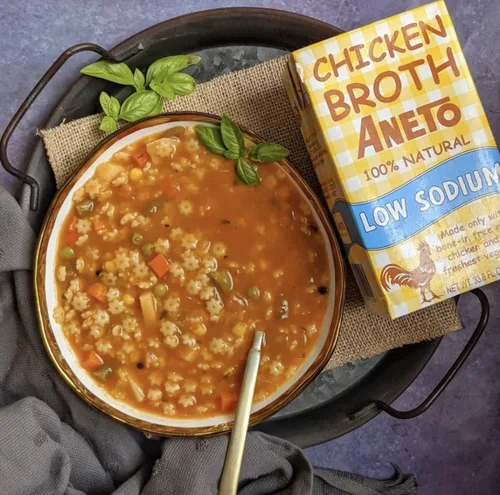 Miniatura 2 de Aneto Caldo de pollo bajo en sodio 100% natural, 34 onzas líquidas