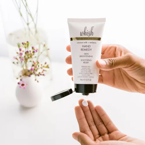 Miniatura 4 de Whish Remedio de manos de coco - Leche de coco y verbena, crema de manos orgánica con ácido glicólico para manos secas, envejecidas, exfoliante e