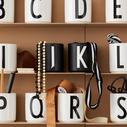 Miniatura 7 de Design Letters Taza de café con inicial A-Z Taza de café de Navidad con monograma para hombres, mujeres, tazas de porcelana de 11 onzas, taza