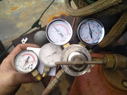 Miniatura 7 de Manómetros de baja y alta presión para regulador de acetileno 0-30 psi y 0-400psi - 2 pulgadas - 1/4" NPT rosca