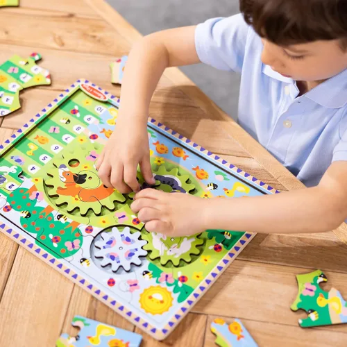 Miniatura 5 de Melissa & Doug Rompecabezas de madera con engranajes giratorios de persecución de animales – Rompecabezas de madera de 24 piezas para niños pequeños