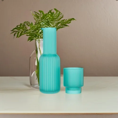 Miniatura 5 de American Atelier Juego de 2 jarras de agua de vidrio acanalado de 30 onzas con vaso, juego de 2 – boquilla fácil de verter de 10 pulgadas, taza