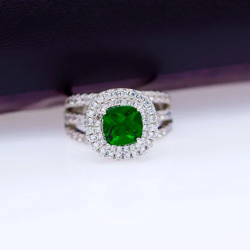 Miniatura 4 de Uloveido Anillo de cóctel grande con halo de imitación de esmeralda con cristal verde para mujer, fiesta, aniversario, RJ213, Cristal Metal