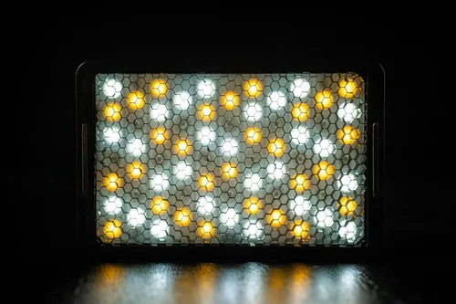 Miniatura 7 de Aputure MC PRO - Luz de video para cámara, panel de luz de cámara LED, 2,000-10,000k, función de absorción magnética, polvo y resistente al agua