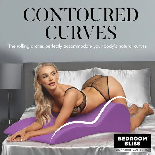 Miniatura 2 de Bedroom Bliss - Cojín contorneado para hombres, mujeres y parejas. Diseño ergonómico con curvas para posicionamiento sexual y penetración profunda.