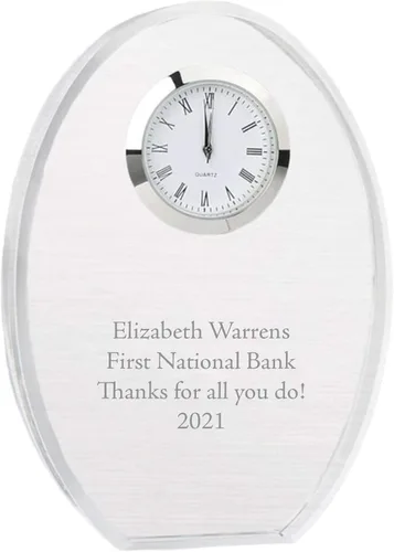 Miniatura 12 de Baudville Trofeo de reloj grabado, cristal transparente con acento azul, pieza de tiempo de inserción de plata, tres líneas personalizadas